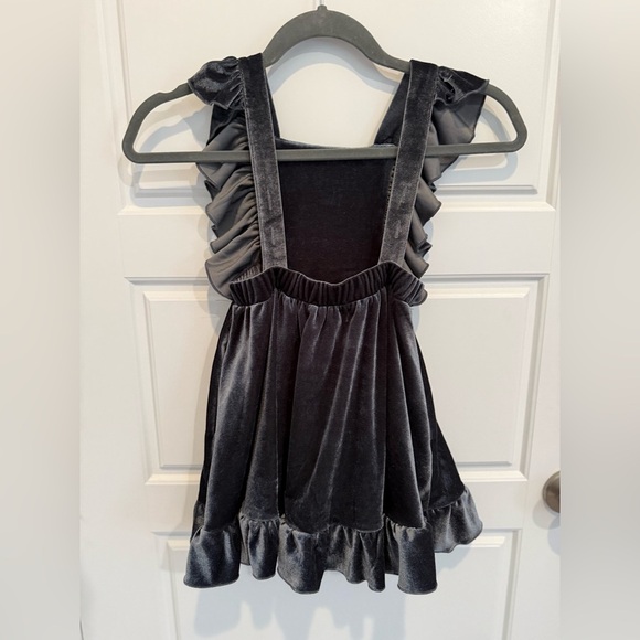 Ollie Jay Girls Velvet Dress Grey Size 6 Apron - Picture 2 of 3